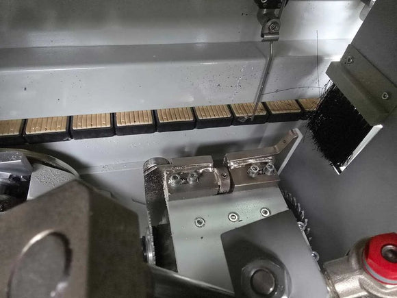 Briaunų laminavimo staklės Robland KM 550 - Industry Solutions