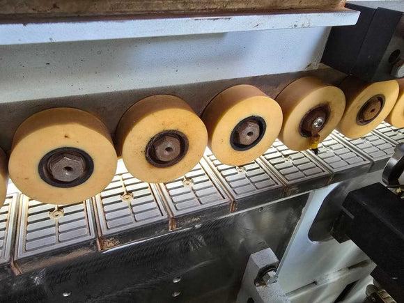 Briaunų laminavimo staklės Brandt KDF440