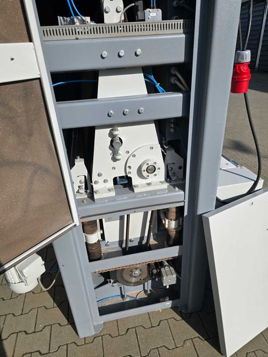 Plačiajuostės šlifavimo staklės Houfek 910