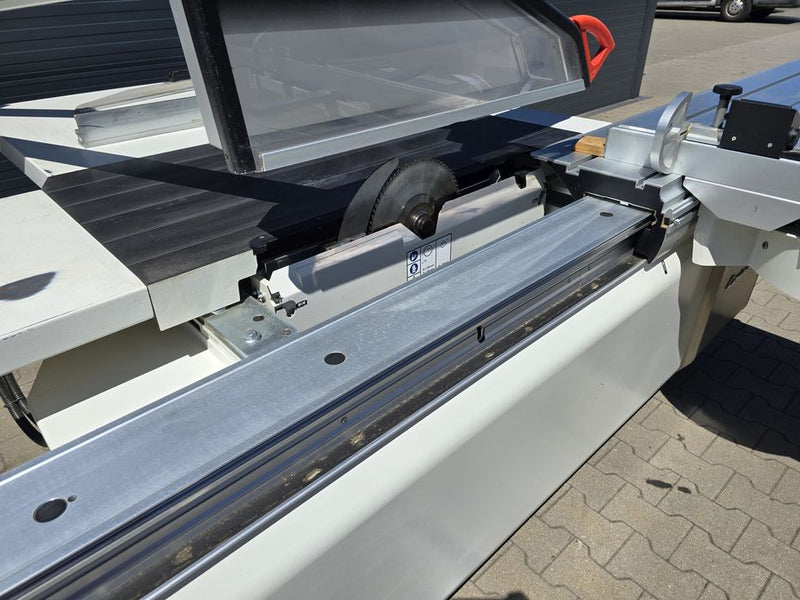 Formatinio pjovimo staklės Scm 3800