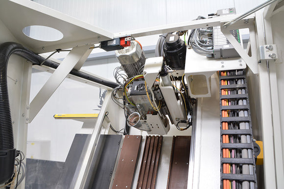 CNC gręžimo centras SCM F900 - Industry Solutions