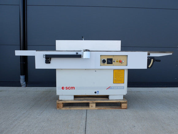 Leistuvas SCM F 520 NOVA