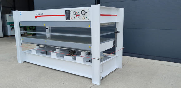 Faneravimo presas Italpresse 1300/3000