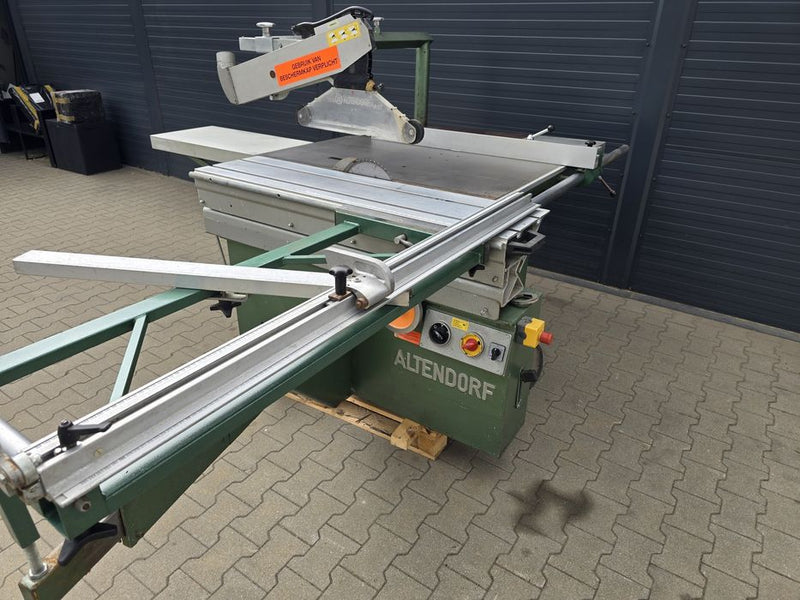 Formatinio pjovimo staklės Altendorf 140