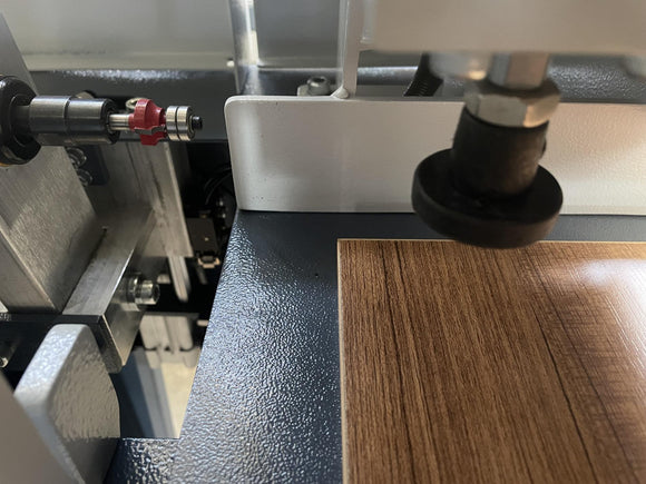 PVC briaunų kampų užapvalinimo staklės FN 1000 - Industry Solutions