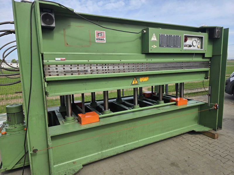 Faneravimo presas OTT 3300/1600