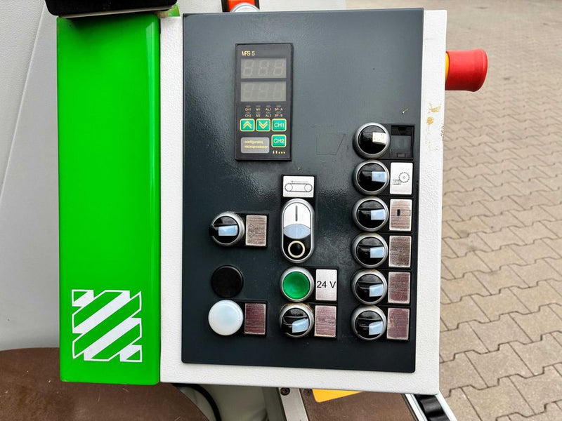 Briaunų laminavimo staklės Biesse Akron 425