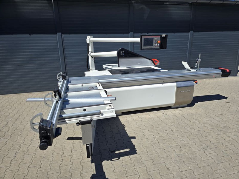 Formatinio pjovimo staklės Scm 3800