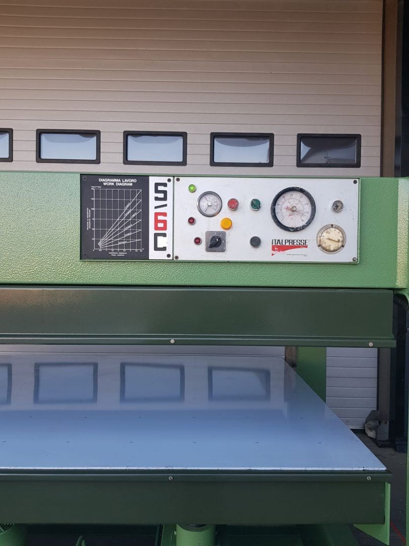 Faneravimo presas Italpresse 300/130