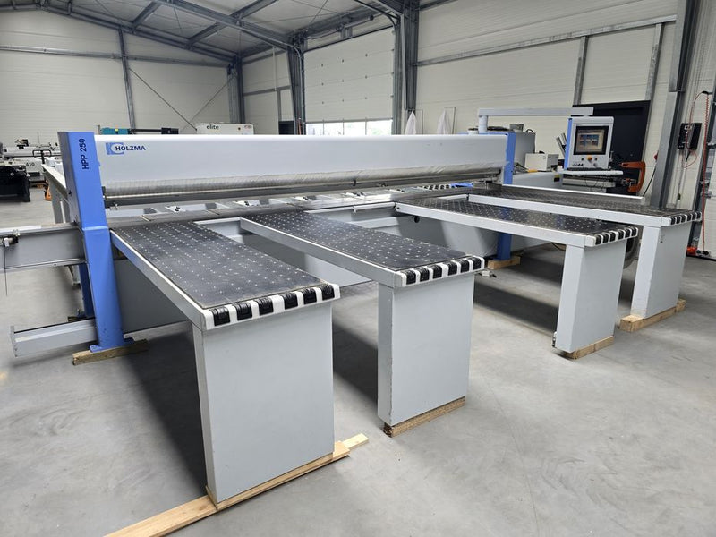 Automatinės pjovimo staklės Holzma HPP 250 43/43