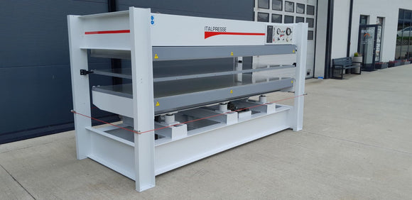 Faneravimo presas Italpresse 1300/3000