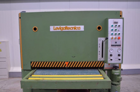 Plačiajuostės šlifavimo staklės Levigaltecnica 1100 - Industry Solutions