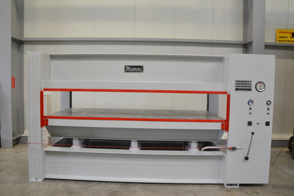 Faneravimo presas Manni 3000 / 1300