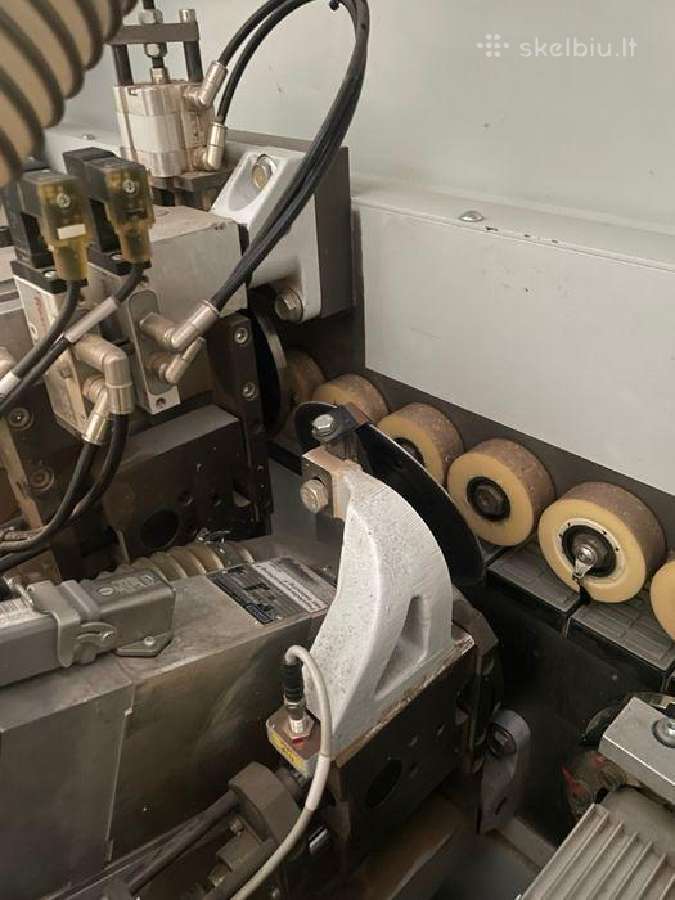 Briaunų laminavimo staklės Brandt KDF 430