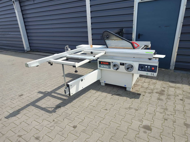 Formatinio pjovimo staklės SCM SI 300S