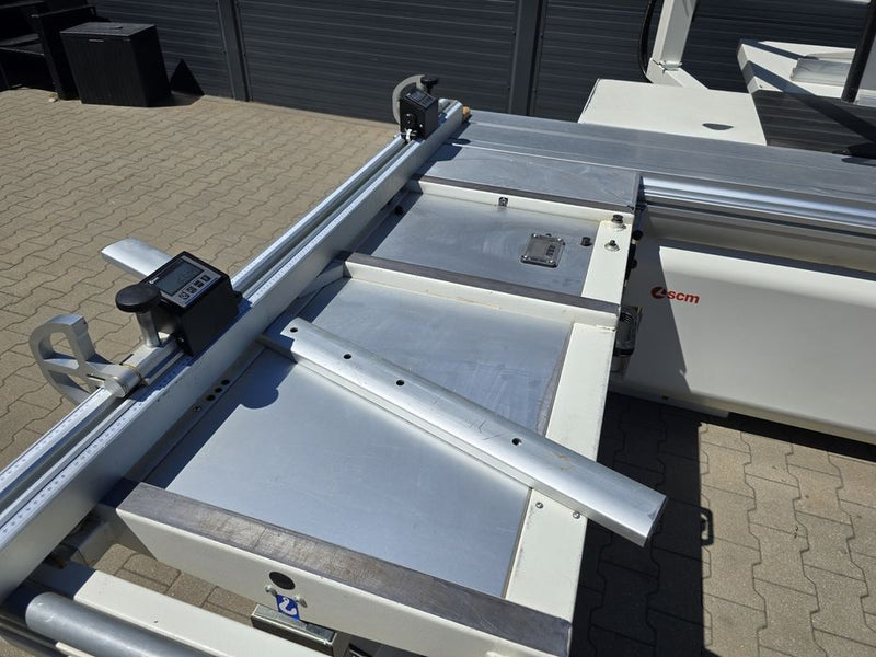 Formatinio pjovimo staklės Scm 3800