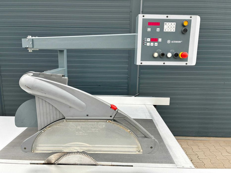 Formatinio pjovimo staklės Altendorf WA80