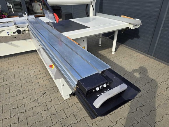 Formatinio pjovimo staklės SCM 3200