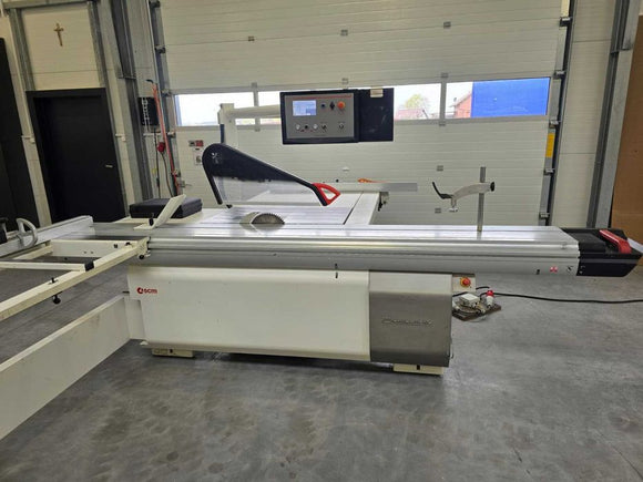 Formatinio pjovimo staklės SCM 3200