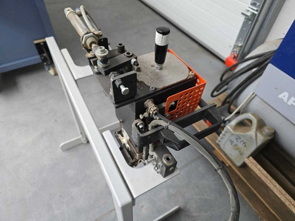 Briaunų laminavimo staklės Hebrock F4 - Industry Solutions