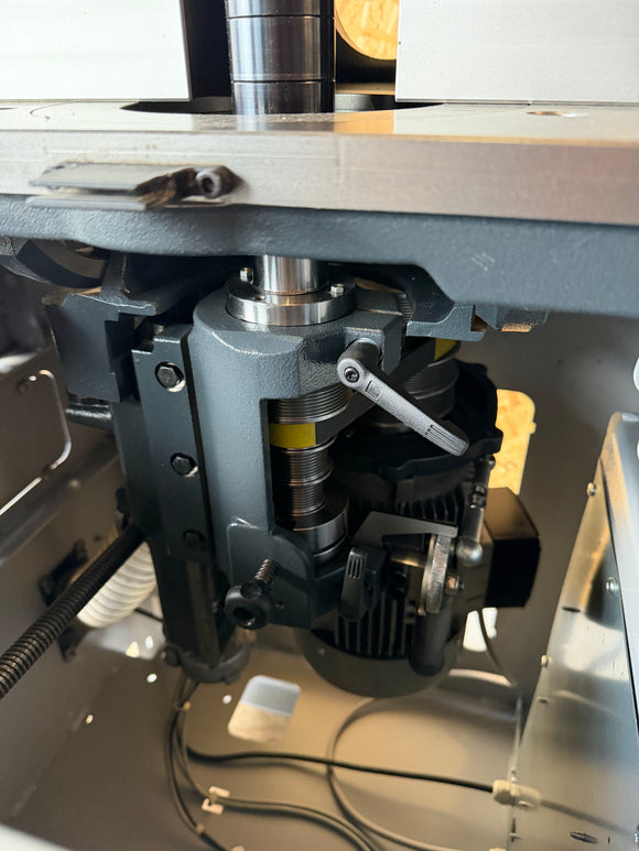 Frezavimo staklės Felder F700Z - Industry Solutions