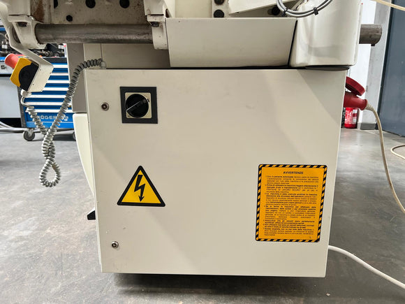 Frezavimo staklės SCM T130E