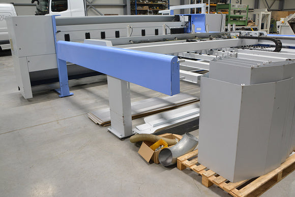 Automatinės pjovimo staklės HOLZMA HPP 380 - Industry Solutions