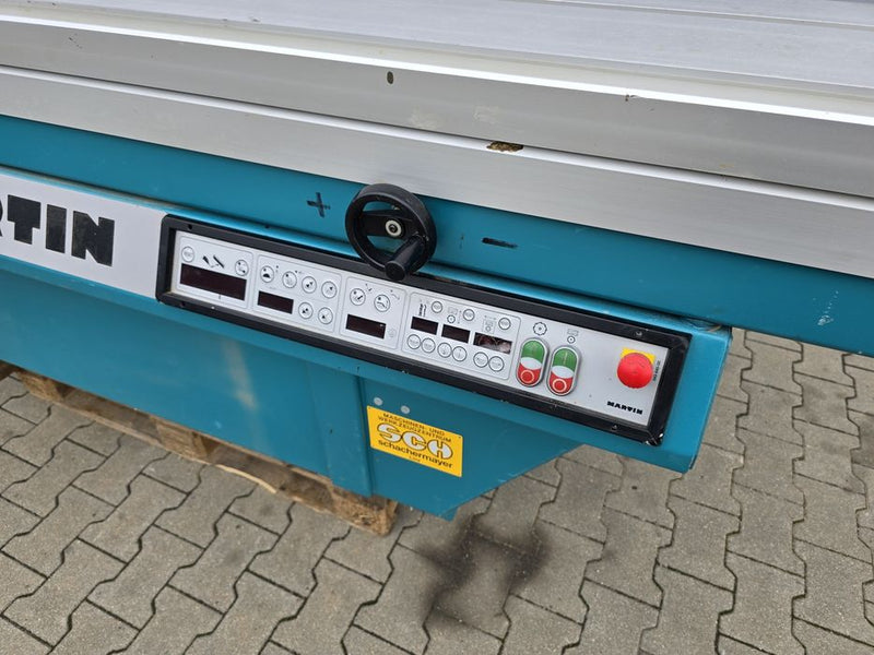 Formatinio pjovimo staklės Martin T73