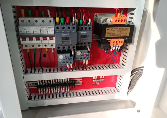 Formatinio pjovimo staklės HOLD MJ320DK - Industry Solutions