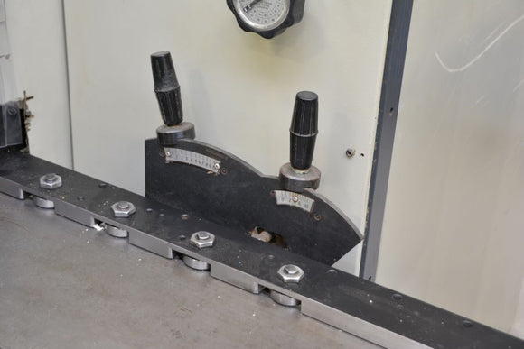 Keturpusės obliavimo staklės WEINIG UNIMAT 23E