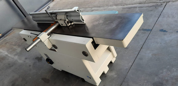 Leistuvas SCM MINIMAX Formula 1 - Industry Solutions