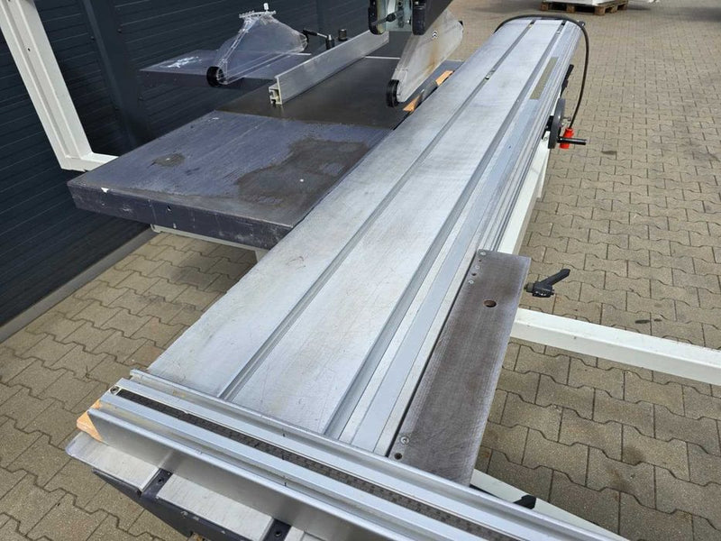 Formatinio pjovimo staklės Robland Z3200