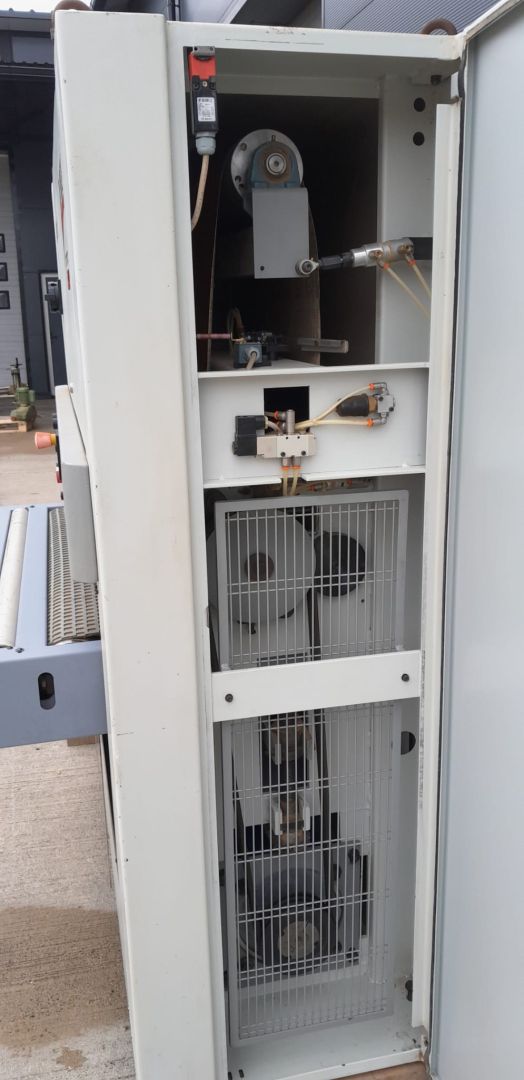 Plačiajuostės šlifavimo staklės Italpresse 1100 - Industry Solutions