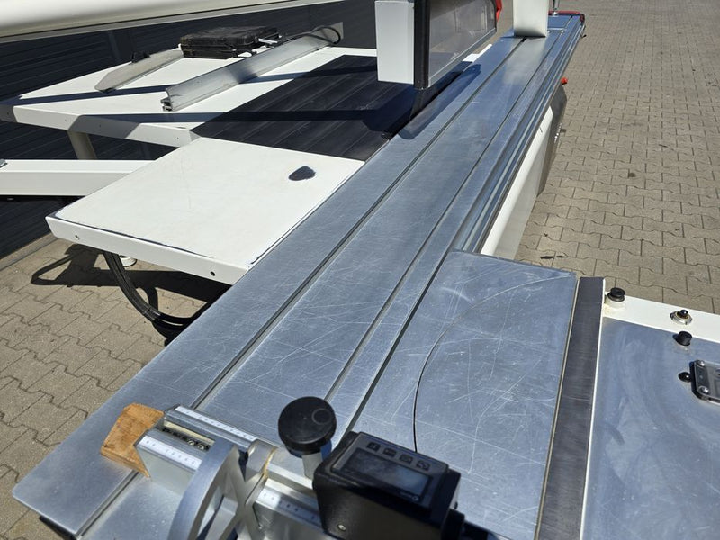 Formatinio pjovimo staklės Scm 3800