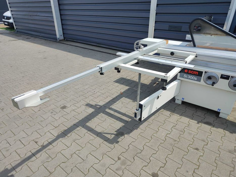 Formatinio pjovimo staklės SCM SI 300S