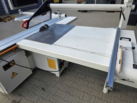 Formatinio pjovimo staklės SCM 3200