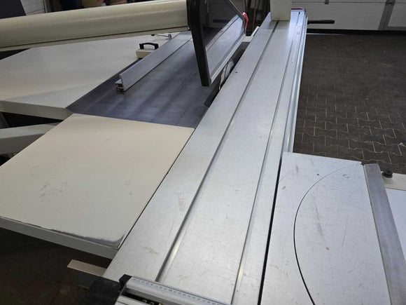 Formatinio pjovimo staklės SCM 3200