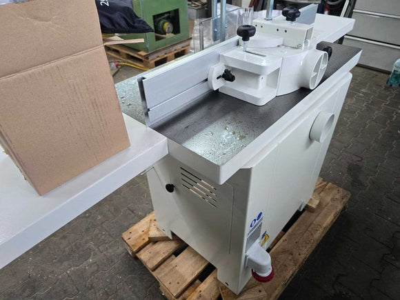 Frezavimo staklės SCM Minimax T45C