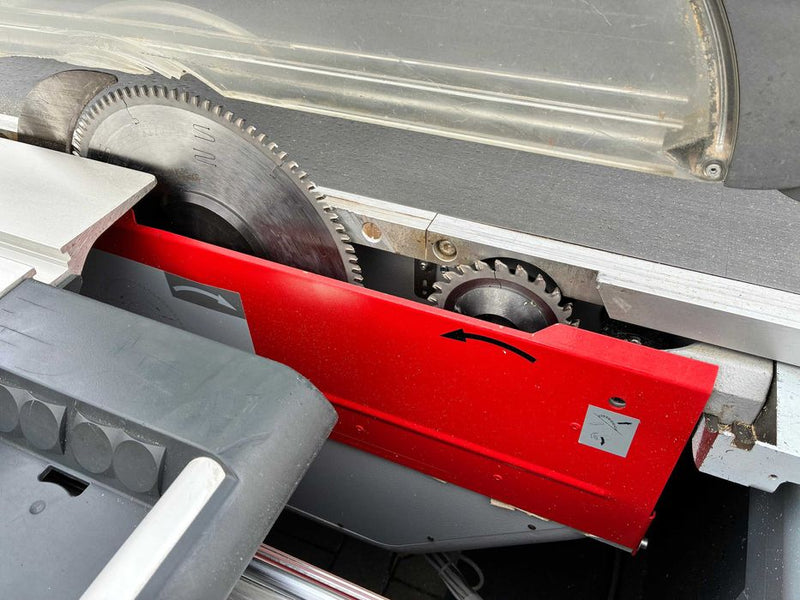 Formatinio pjovimo staklės Altendorf WA80