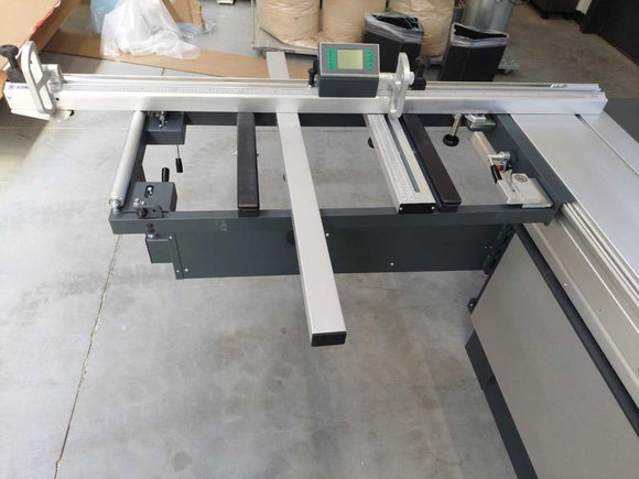Formatinio pjovimo staklės Altendorf F45