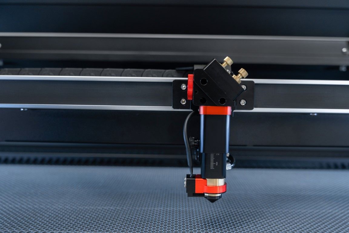 Lazerinės CNC graviravimo-pjovimo staklės LASERMAX NOVA ELITE 1070-100 ...