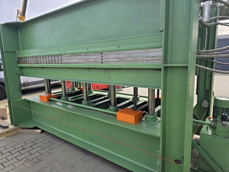 Faneravimo presas OTT 3300/1600
