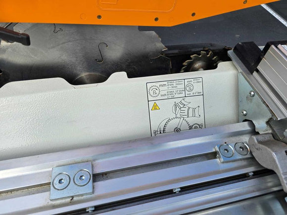 Formatinio pjovimo staklės SCM Minimax