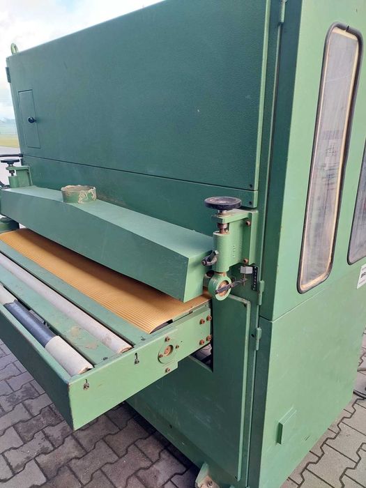 Plačiajuostės šlifavimo staklės Kundig 1350