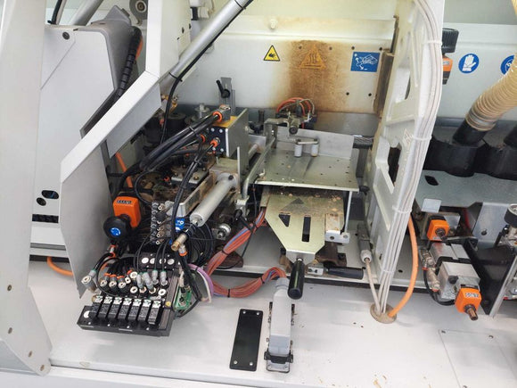 Briaunų laminavimo staklės BIESSE Akron 435