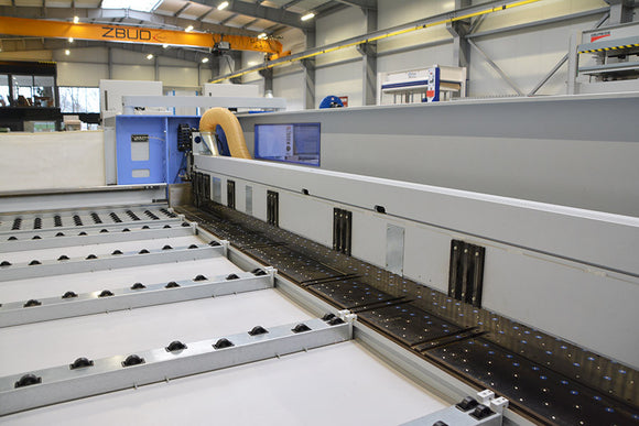 Automatinės pjovimo staklės HOLZMA HPP 300 - Industry Solutions