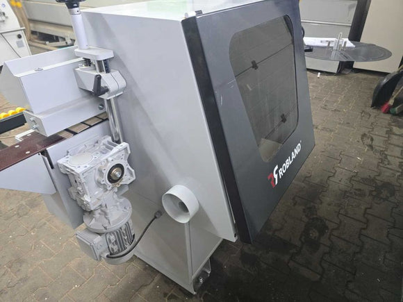 Briaunų laminavimo staklės Robland KM 550 - Industry Solutions