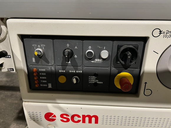 Frezavimo staklės SCM T130N