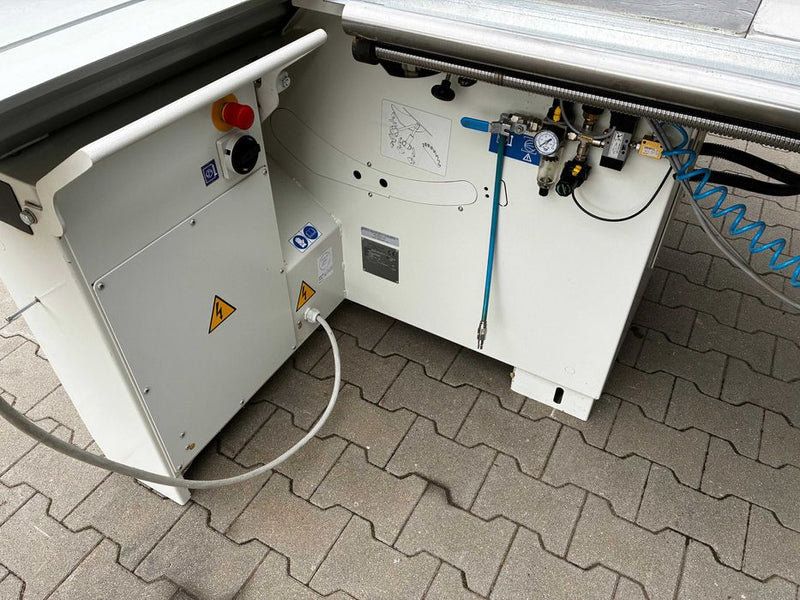 Formatinio pjovimo staklės Scm si40