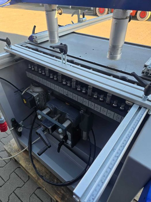 Daugiašpindelinės gręžimo staklės Felder 21